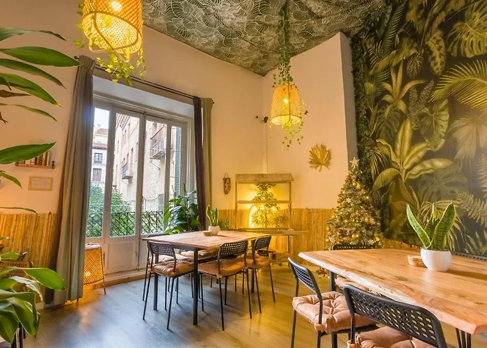 Social - Coliving & Coworking - Madrid Hostel